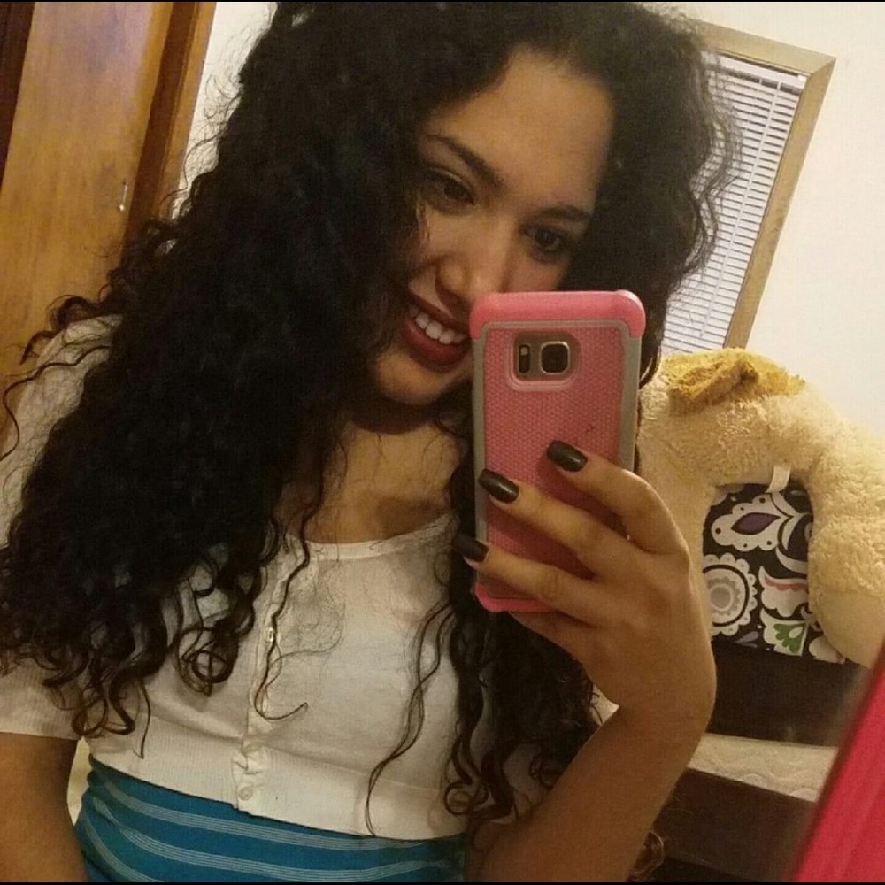 Meet your Posher, Vania